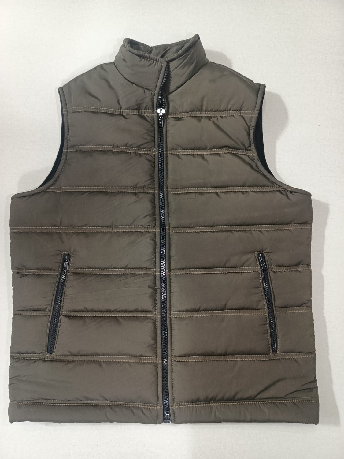 SLEEVE LESS PUFFER JACKET FOR MEN