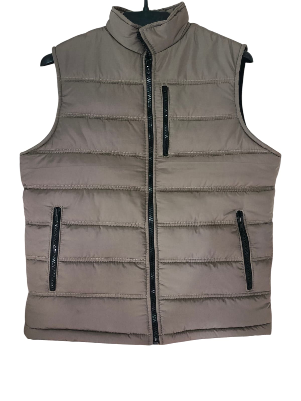 SLEEVE LESS PUFFER JACKET FOR MEN
