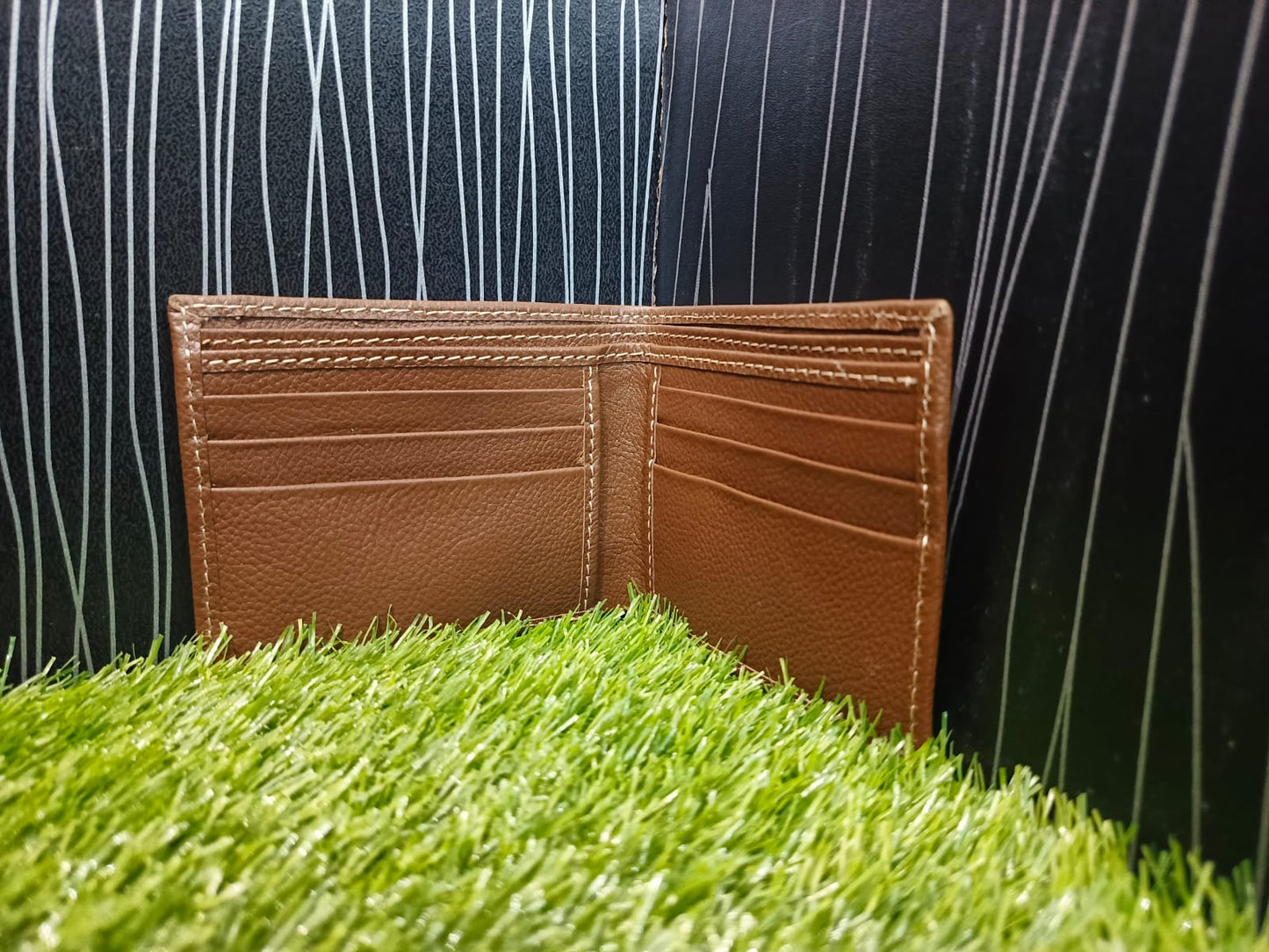 SLIM STITCH WALLET FOR MEN