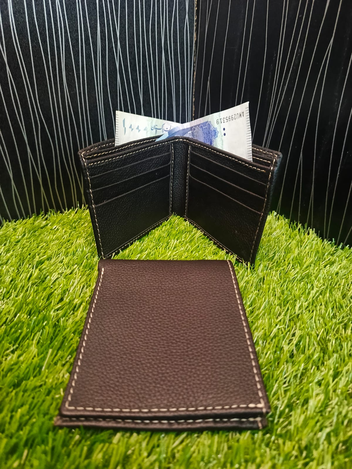 SLIM STITCH WALLET FOR MEN