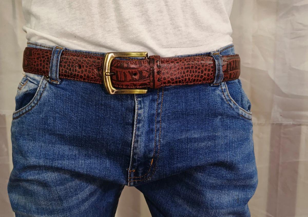 ORIGINAL COW HIDE BELT WITH EMBOSED CROCODILE PRINT