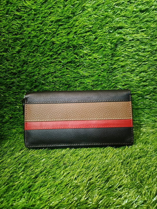ZIPPED CLUTCH FOR WOMEN